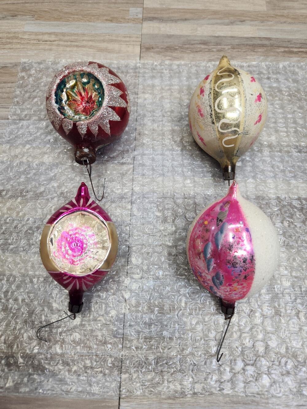 Lot Of 4 Vintage Glass Christmas Ornaments . 50's? 60's?